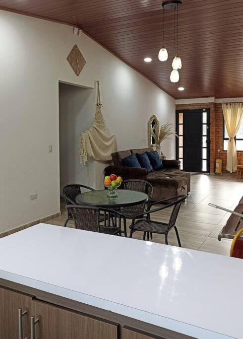 Hermosa Casa Campestre Moderna "Rancho La Marina" Chiquinquirá Exteriör bild