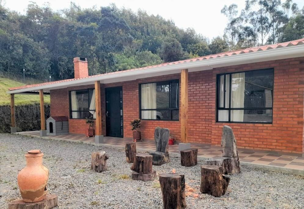 Hermosa Casa Campestre Moderna "Rancho La Marina" Chiquinquirá Exteriör bild